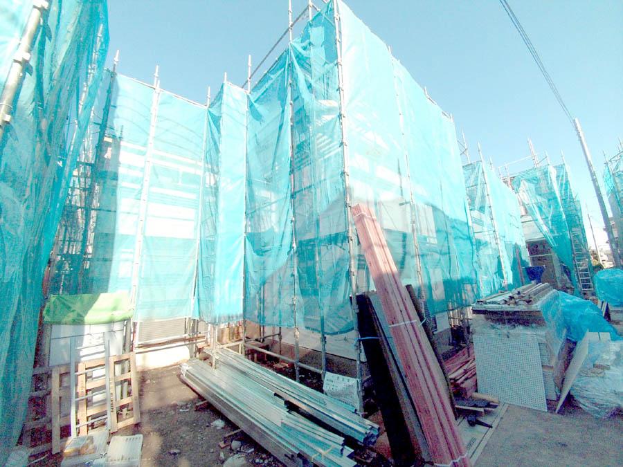 Local photos, including front road. 5 Building We offer the same use the finished model house of this property. Please feel free to contact us.