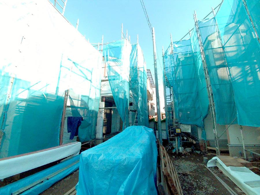 Local photos, including front road. 6 Building We offer the same use the finished model house of this property. Please feel free to contact us.