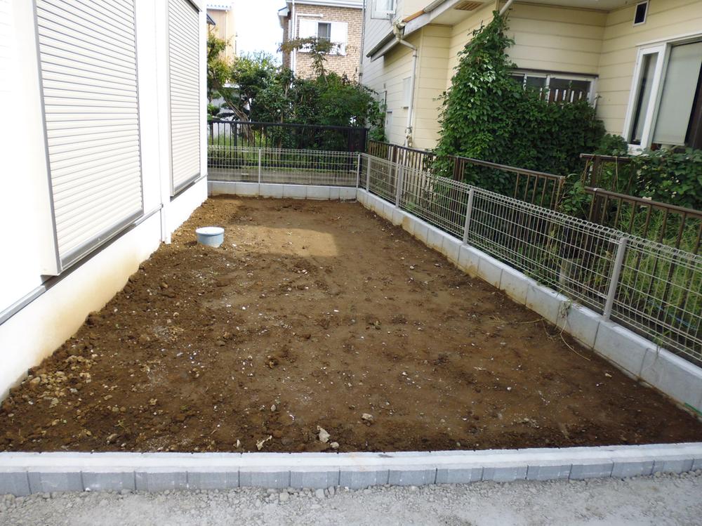 Garden. Local (10 May 2013) Shooting