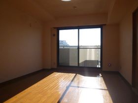 Living and room. LDK12.6 Pledge