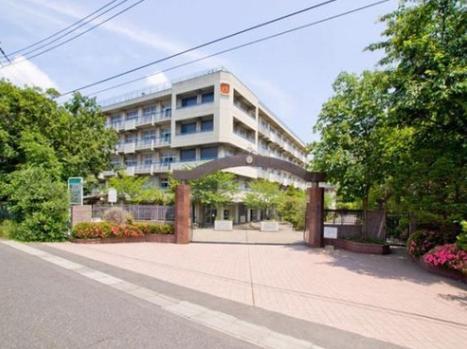 Junior high school. 1770m until the Saitama Municipal Ohara junior high school