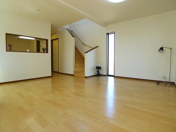 Living. C Building