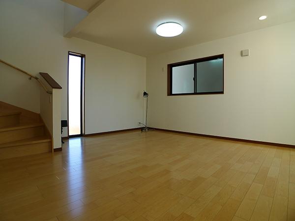 Living. C Building