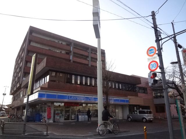 Convenience store. 20m to Lawson (convenience store)