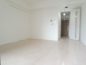 Living and room. 9.2 Pledge of Western-style