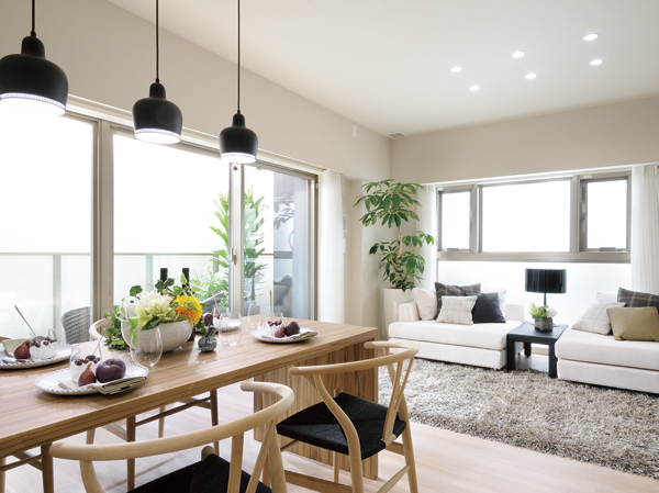 Full of bright and airy feel the benefits of wide span and corner dwelling unit to fully LD