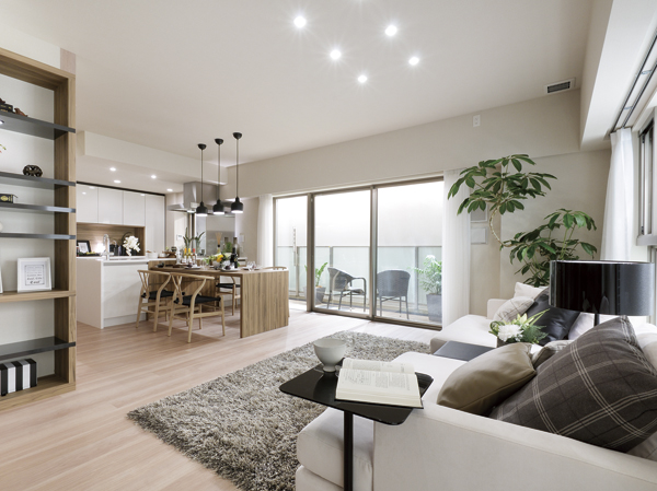 A wide span of about 8.0m, Comfortable space that the kitchen was also placed on the balcony side