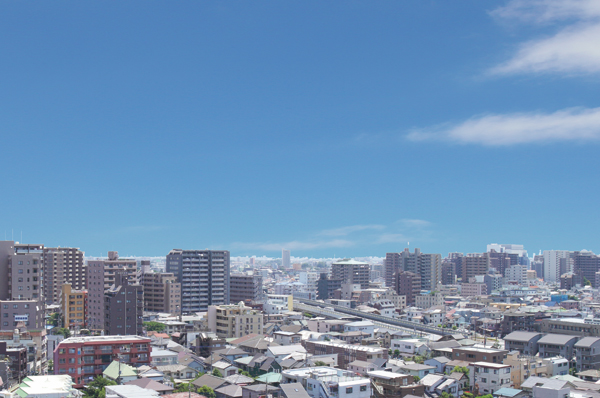 Building structure. Slightly different from the actual one that was subjected to some CG processing on the lookout photo of the view that spreads from the balcony (local 14th floor equivalent than the June 2013 shooting, View is not intended to be guaranteed over the future)