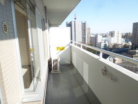 Other. The comfort is balcony.