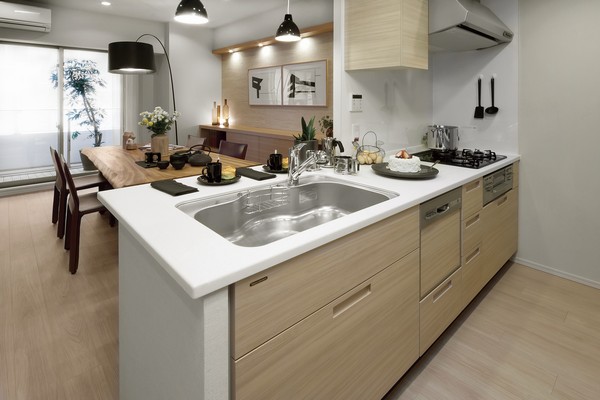 Open-minded counter kitchen