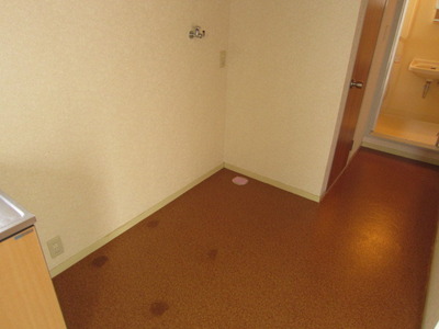 Other Equipment. Indoor Laundry Storage