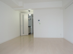 Living and room. 9.2 Pledge of Western-style