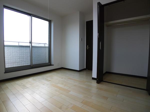 Non-living room. Indoor (July 2013) Shooting Building 2