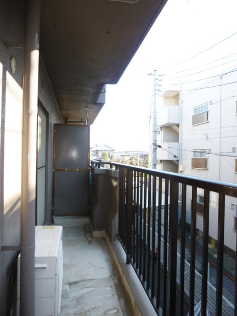 Balcony. Good south balcony of per yang