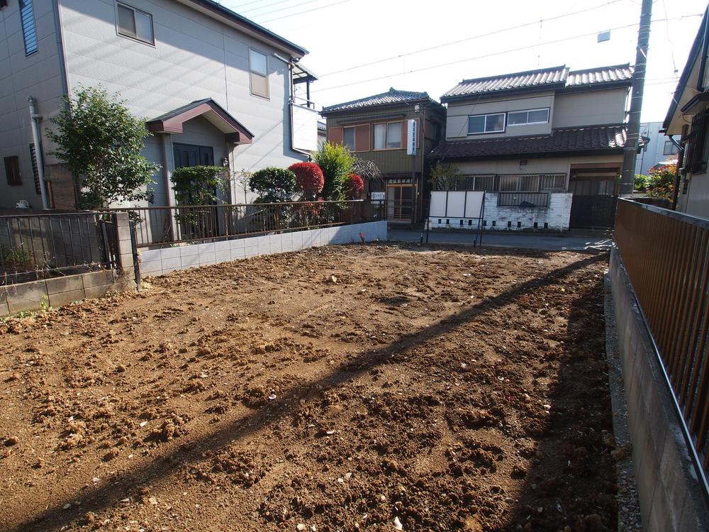 Local land photo. Local (12 May 2013) Shooting