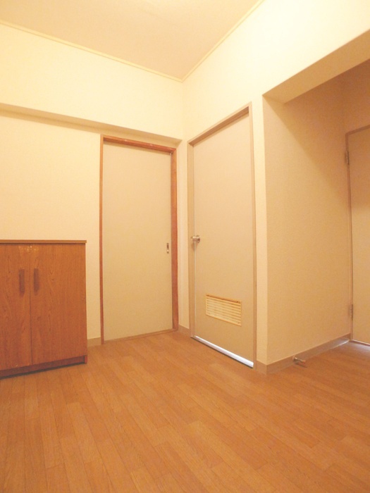 Other room space