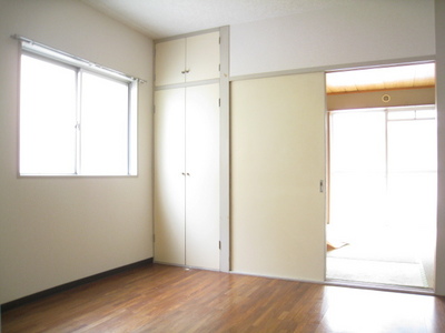 Living and room. It is a two-sided lighting!