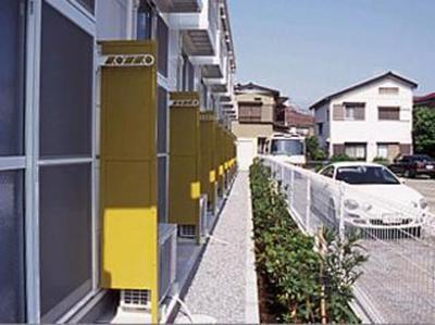 Other common areas. Balcony side