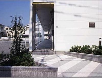 Entrance. Entrance around