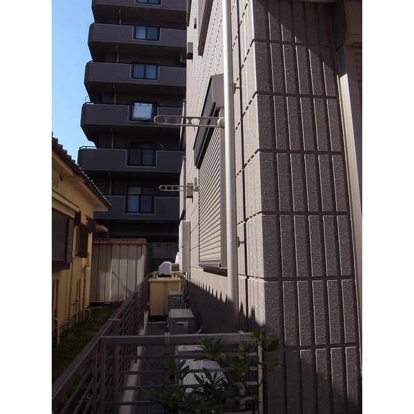 Other. Appearance from the outside