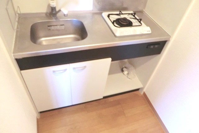 Kitchen. ☆ Convenient 1-neck in self-catering ・ With gas stove ☆