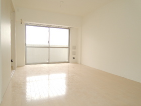 Living and room. Is the living of white keynote.