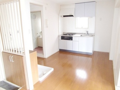 Living and room. Bright dining