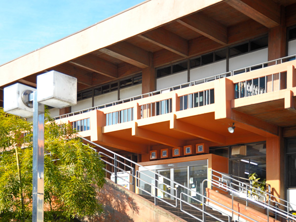 Surrounding environment. Prefectural Urawa Library (about 480m, 6-minute walk)