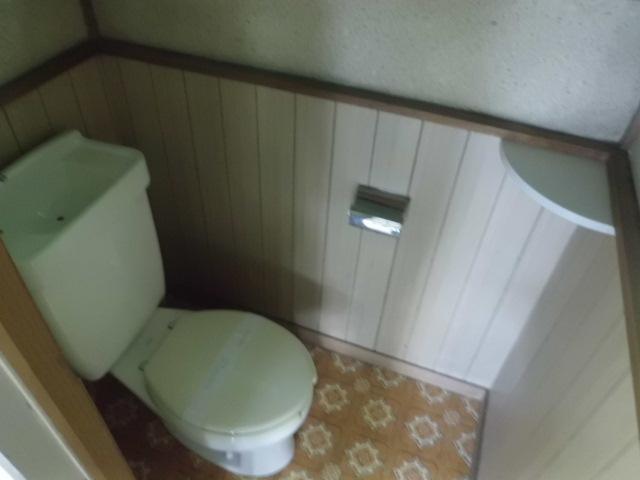 Toilet