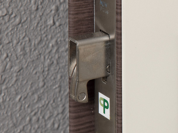 Security.  [Dead lock with sickle] Bar to the incorrect tablet break open, etc., And effective.