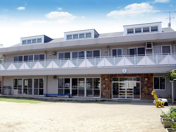 Surrounding environment. Hikari kindergarten (about 320m, 4-minute walk)