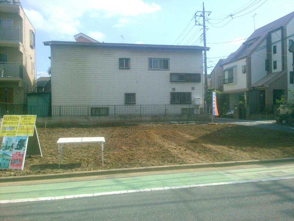 Local land photo. Spacious land area 175.94 sq m ! ! 