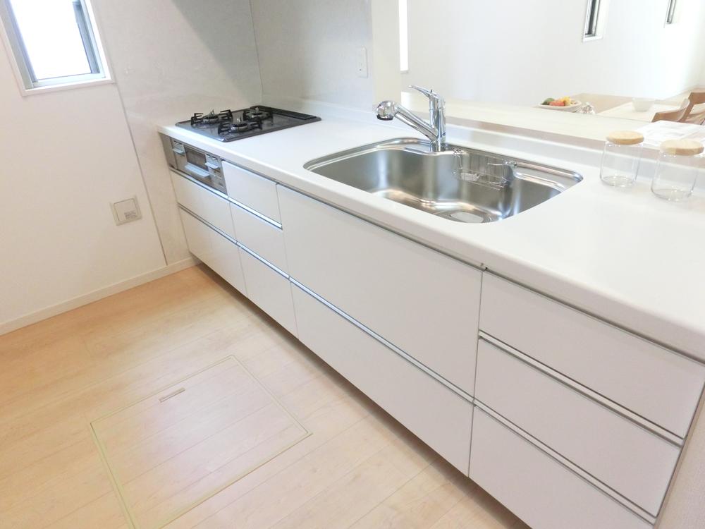 Kitchen. Q Building