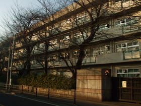 Junior high school. Kizaki 800m until junior high school (junior high school)