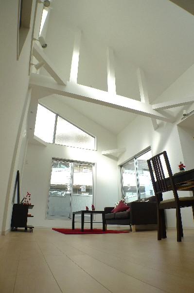 Other local. Station walk ◆ 7 minutes ◆ Design facilities and fulfilling housing is a living room full of sense of openness.
