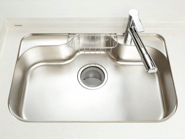 Kitchen.  [Quiet stainless steel sink] Breadth and depth of easy to wash as well, such as large cooking utensils and vegetables Yutori. Water is quiet design to reduce the I sound.