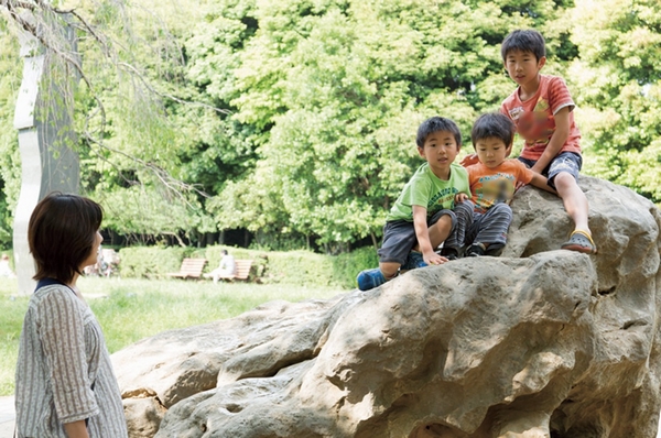 Miyamoto like that have been moving from Fukushima Prefecture and three children. Through the residence, such as Tokyo and other prefectures, He lived from 2011 to Tokiwa area. During enjoy mom friend also increase child-rearing life such as through club activities of the parent-child participation