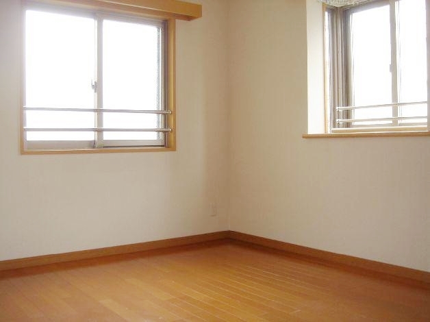 Living and room. It is living the bright sunshine enters