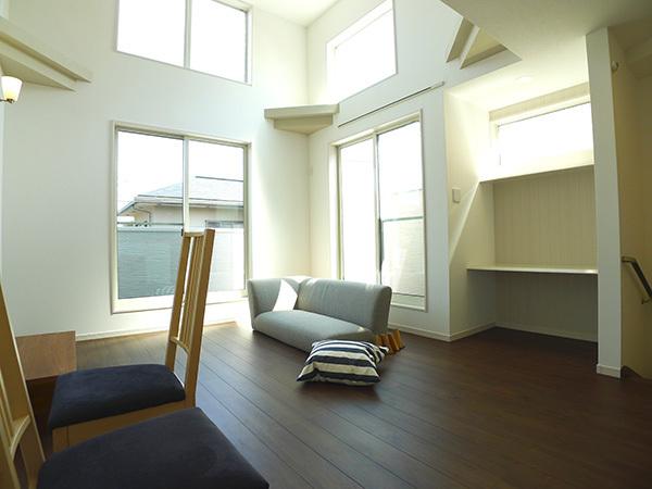 Living. B Building