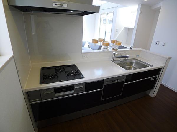 Kitchen. B Building