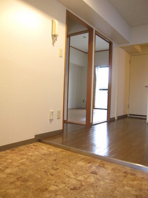 Entrance. Spacious entrance space