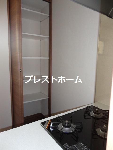Kitchen. B Building (storage)