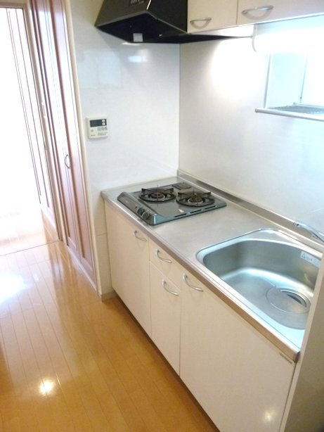 Kitchen. Cooking a breeze in the two-burner stove in the kitchen