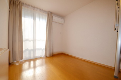 Other room space. room