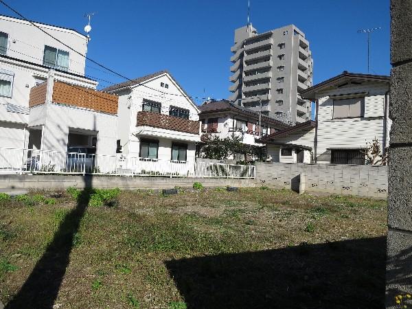 Local land photo. 33.37 square meters of the blessed land! 