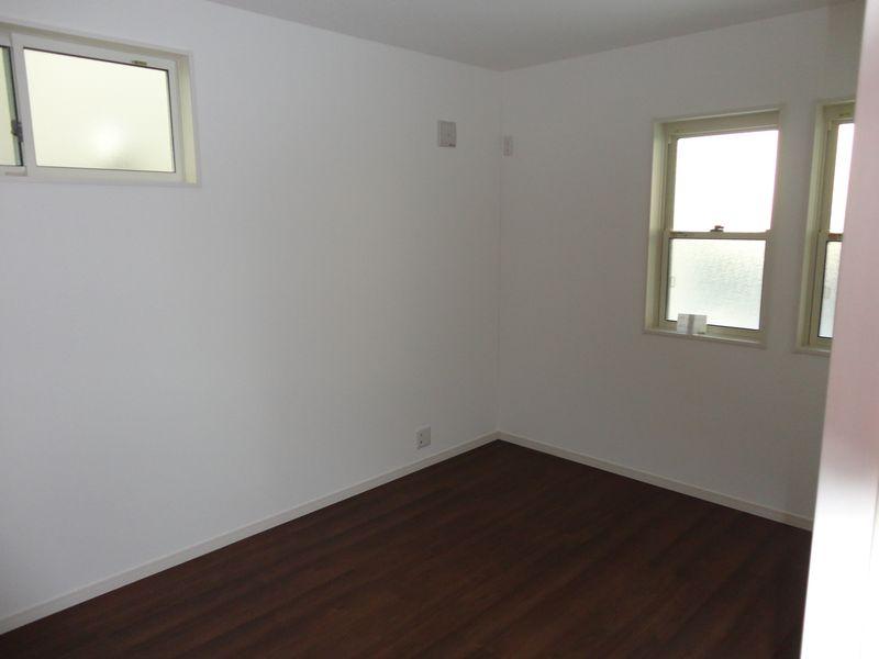 Non-living room. 1 Kaiyoshitsu
