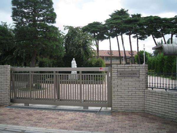 kindergarten ・ Nursery. 190m to St. Francois kindergarten