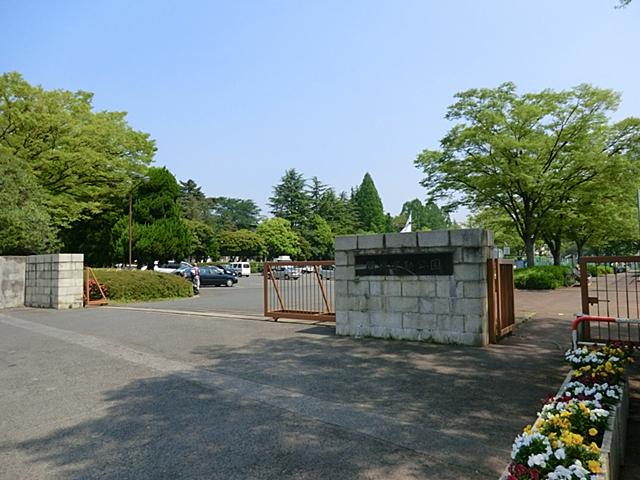park. Be the first to start a day of jogging in a 14-minute walk up to 1111m Sports Park Komaba to Komaba Sports Park