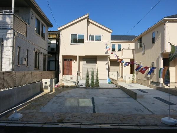 Local appearance photo. Mansion of sharp form to feel the talent of creators