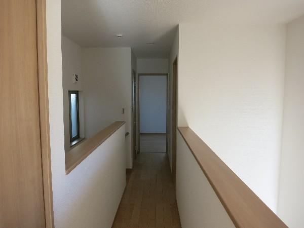 Other introspection. A vaulted ceiling living room, Bright sunshine is Masu plug in the room a certain space